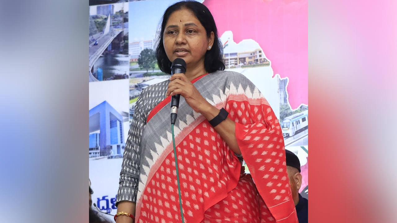 brs-announces-maganti-sunitha-gopinath-as-candidate-for-jubilee-hills-by-election