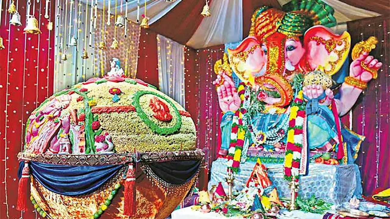 333 Kg Ganesh Laddu for Just ₹99 | హైదరాబాద్ యువకుడికి అదృష్టం – రూ.99కే 333 కిలోల గణేశ్ లడ్డూ 333 Kg Ganesh Laddu for Just ₹99 | హైదరాబాద్ యువకుడికి అదృష్టం – రూ.99కే 333 కిలోల గణేశ్ లడ్డూ