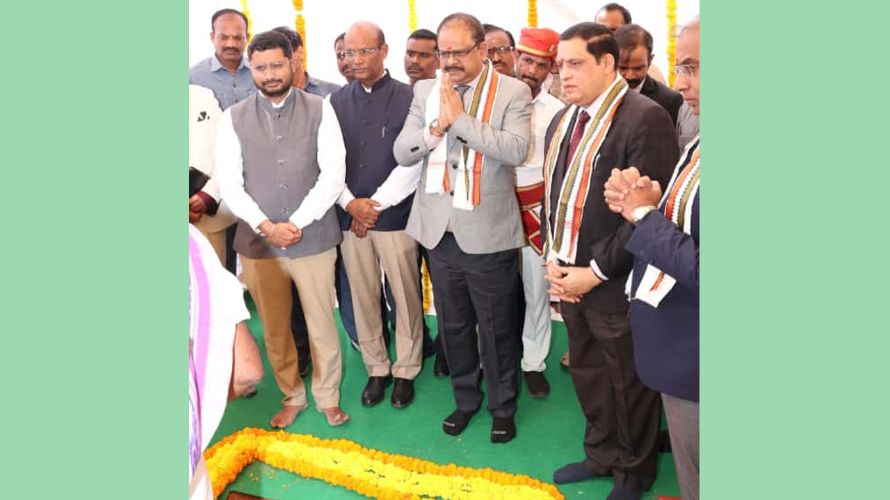 మెరుగైన న్యాయ సేవలు అందించాలి..హైకోర్టు జస్టిస్ విజయసేన్ రెడ్డి మెరుగైన న్యాయ సేవలు అందించాలి..హైకోర్టు జస్టిస్ విజయసేన్ రెడ్డి