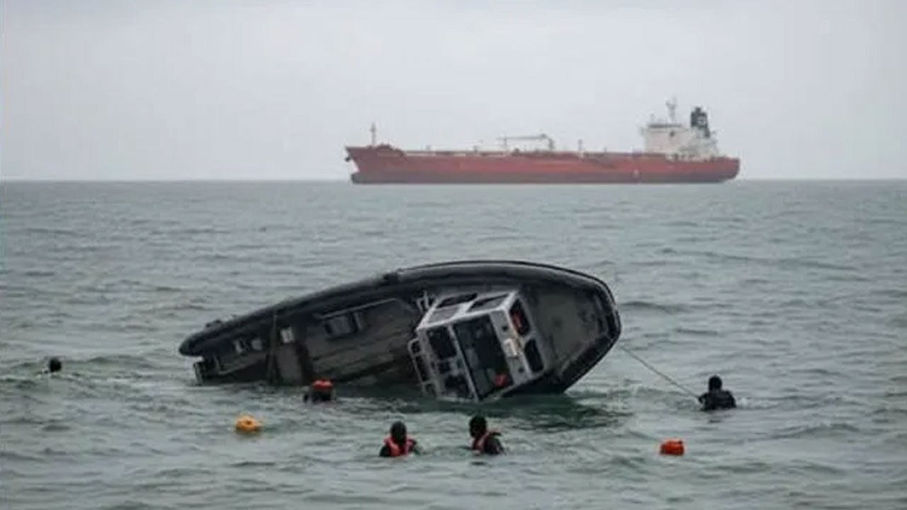 Mozambique Boat Accident : మొజాంబిక్ లో బోట్ బోల్తా…ముగ్గురు భారతీయుల మృతి Mozambique Boat Accident : మొజాంబిక్ లో బోట్ బోల్తా…ముగ్గురు భారతీయుల మృతి