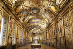 Apollo gallery - Where all the jewellery of French rulers displayed