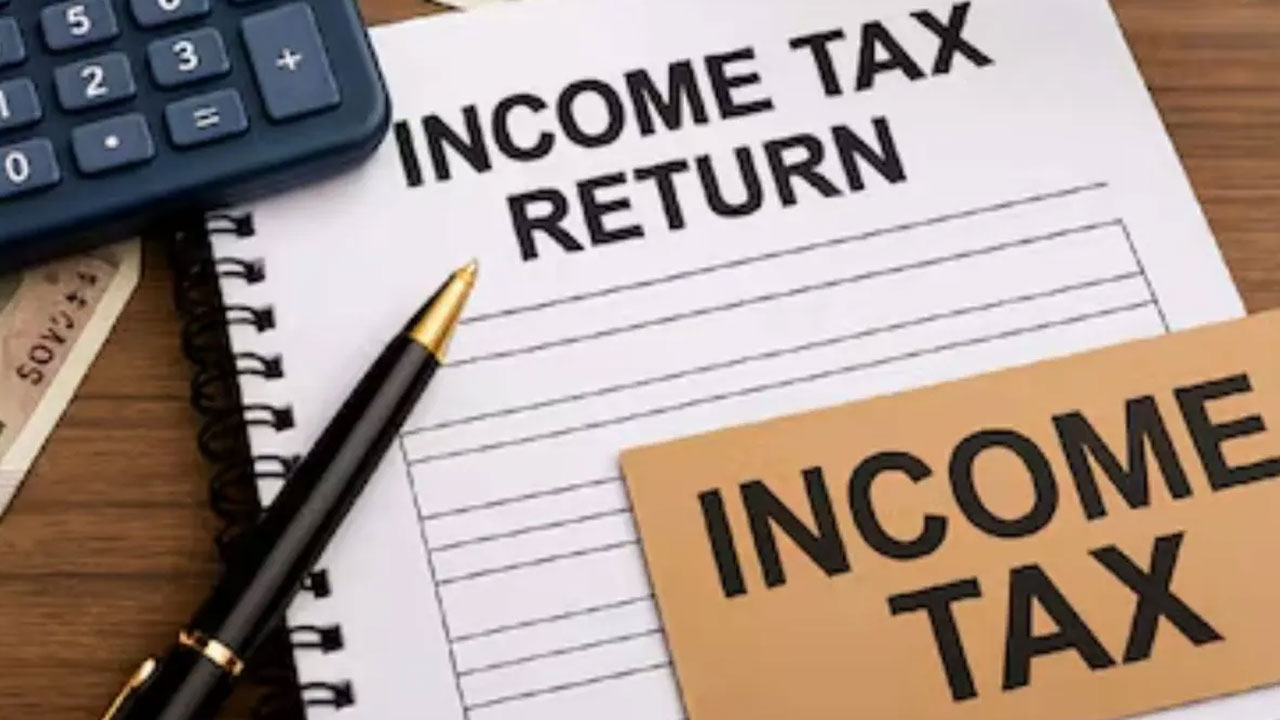 Income Tax Return : ఐటీ రిటర్న్స్ ఎవరు దాఖలు చేయాలి? Income Tax Return : ఐటీ రిటర్న్స్ ఎవరు దాఖలు చేయాలి?