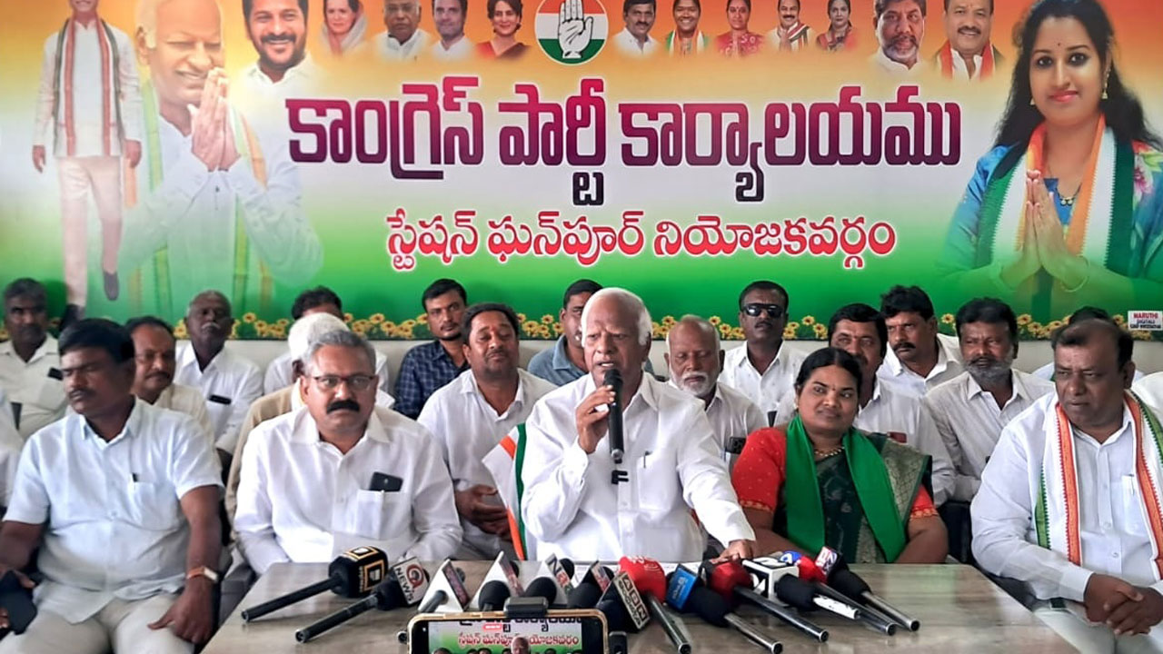 కల్వకుంట్ల కుటుంబం తెలంగాణను నాశనం చేసింది : మాజీ డిప్యూటీ సీఎం కడియం కల్వకుంట్ల కుటుంబం తెలంగాణను నాశనం చేసింది : మాజీ డిప్యూటీ సీఎం కడియం