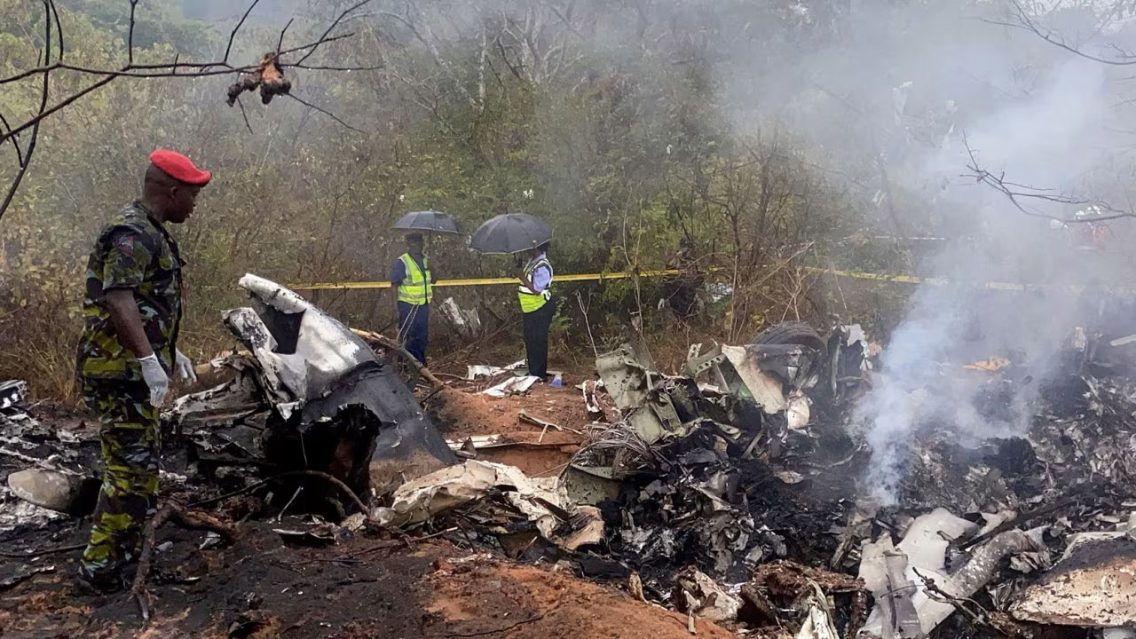 Kenya Plane Crash : కెన్యాలో ఘోర విమాన ప్రమాదం..12మంది మృతి Kenya Plane Crash : కెన్యాలో ఘోర విమాన ప్రమాదం..12మంది మృతి