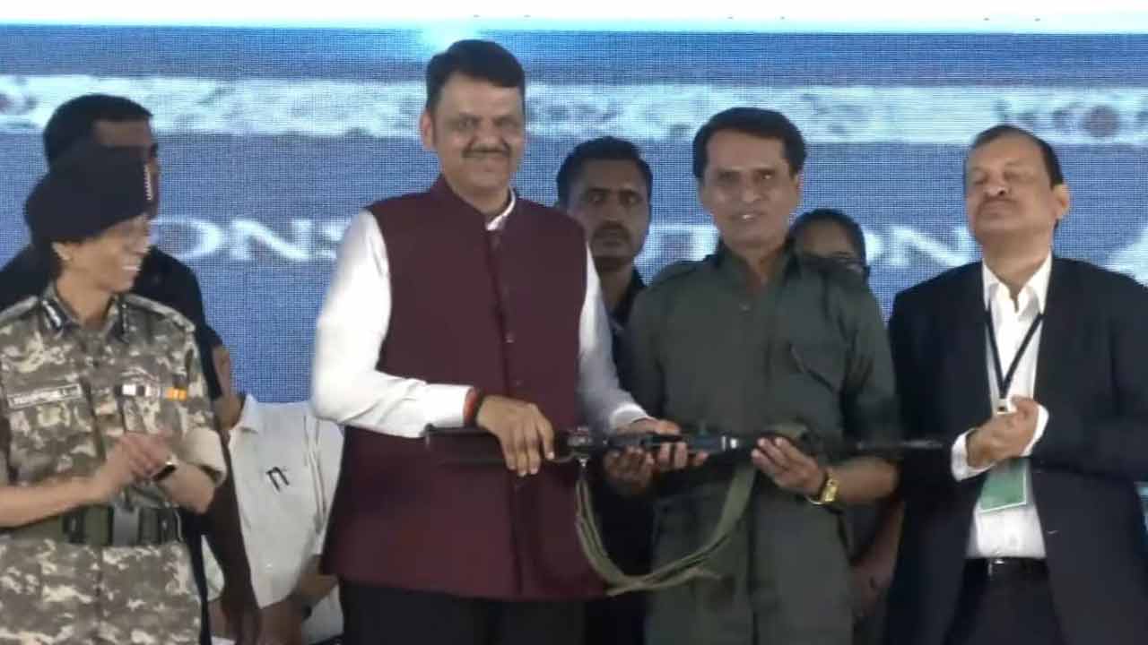 Maoists | మావోయిస్టుల శకం ముగిసినట్లేనా..? 68 ఏళ్ల తరువాత సీన్ రిపీట్..! Maoists | మావోయిస్టుల శకం ముగిసినట్లేనా..? 68 ఏళ్ల తరువాత సీన్ రిపీట్..!