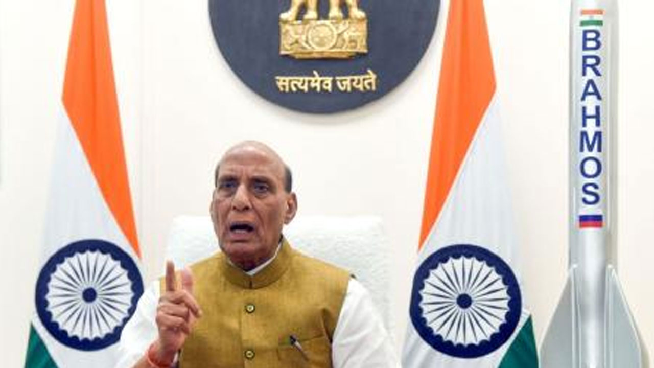 Rajnath Singh Warning To Pakistan | పాకిస్తాన్ కు భారత్ రక్షణ మంత్రి తీవ్ర హెచ్చరిక Rajnath Singh Warning To Pakistan | పాకిస్తాన్ కు భారత్ రక్షణ మంత్రి తీవ్ర హెచ్చరిక