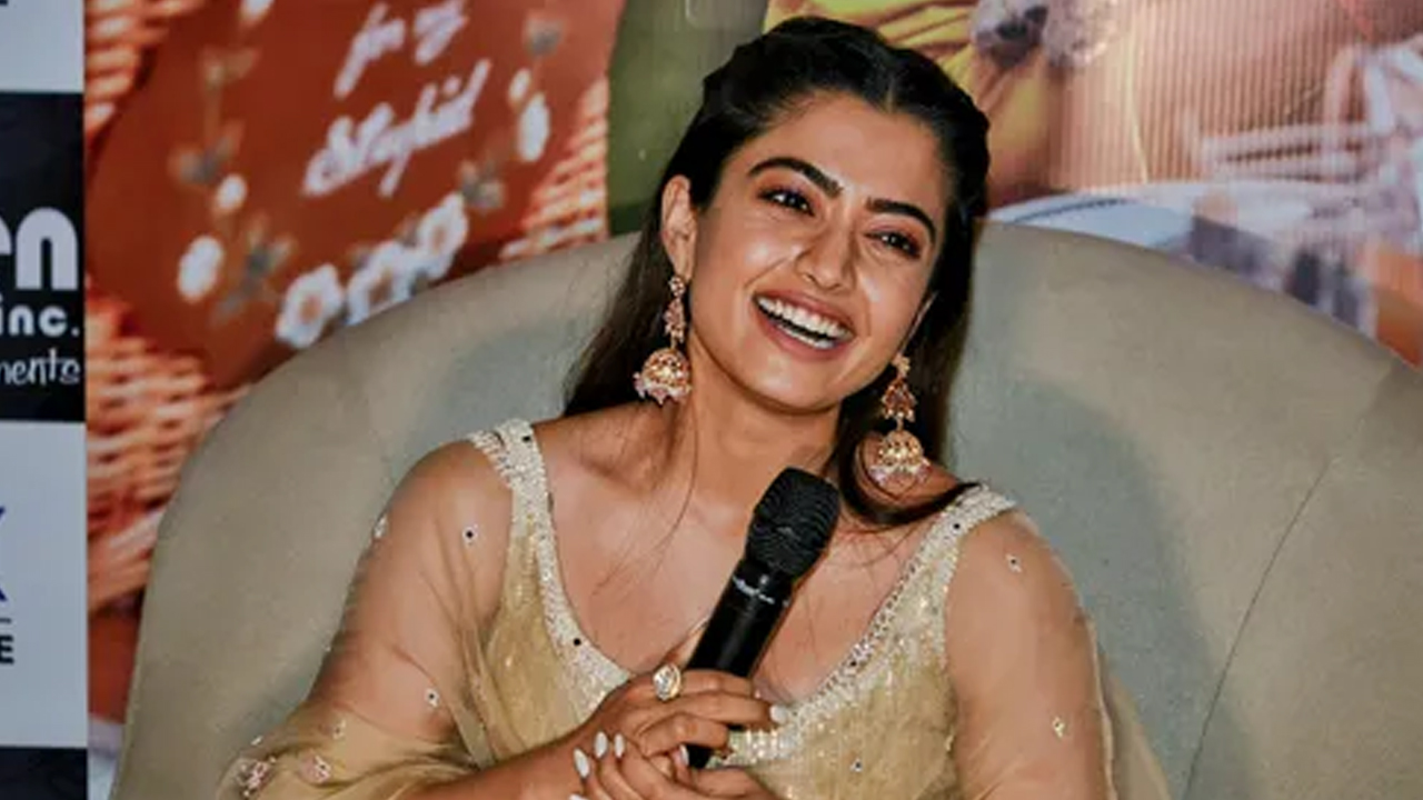 Rashmika Mandanna Opens On Kannada Ban Rumours | మా వ్యక్తిగత జీవిత విశేషాలు బయటకు తెలియవు