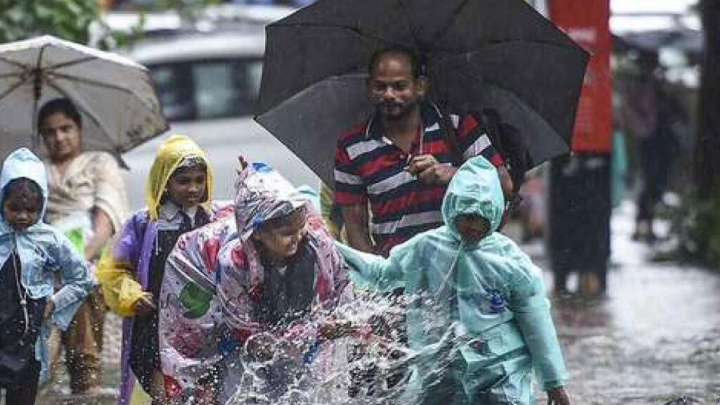 Cyclone Montha Andhrapradesh Schools And Colleges Closed