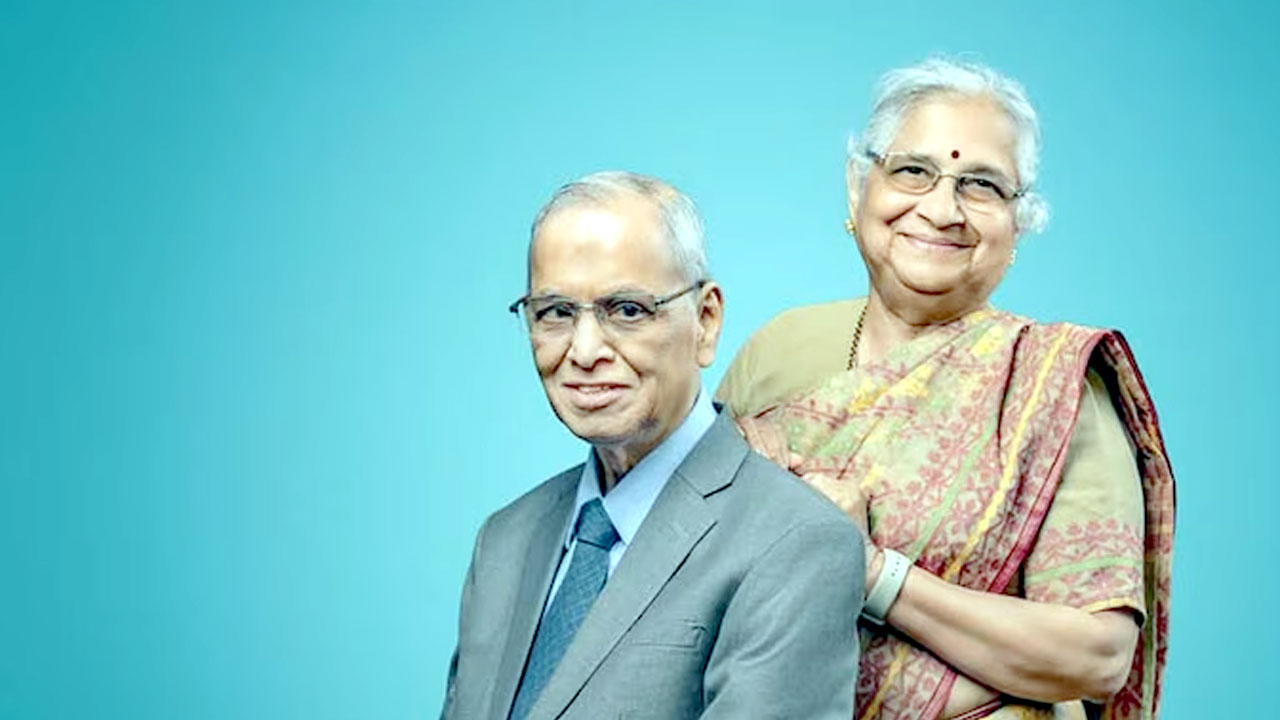 Sudha Murthy | కుల గణన సిబ్బందితో సుధా మూర్తి సంచలన వ్యాఖ్యలు Sudha Murthy | కుల గణన సిబ్బందితో సుధా మూర్తి సంచలన వ్యాఖ్యలు