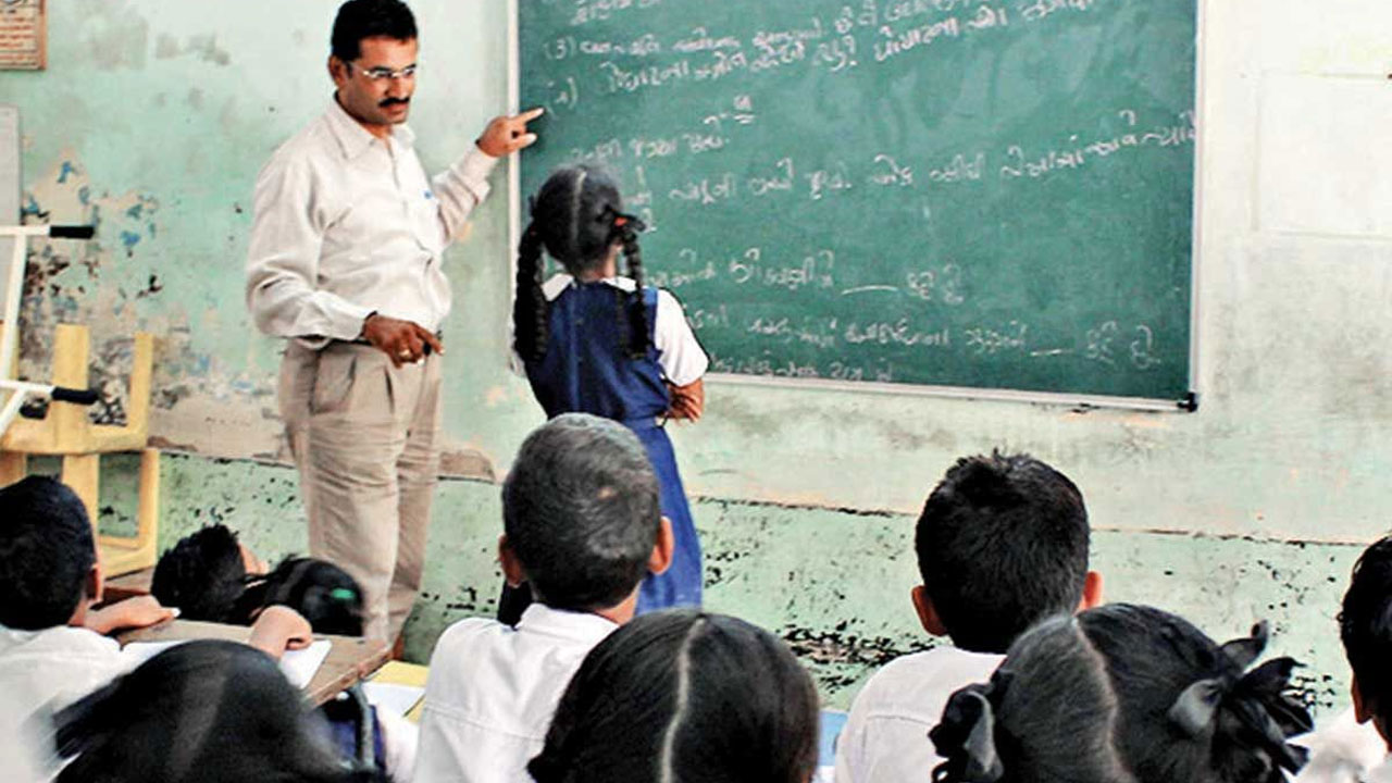 NCTE TET Mandatory For All Teachers : ఉపాధ్యాయులకు టెట్ తప్పనిసరి : ఎన్సీటీఈ NCTE TET Mandatory For All Teachers : ఉపాధ్యాయులకు టెట్ తప్పనిసరి : ఎన్సీటీఈ