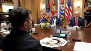 Donald Trump reportedly urged Zelensky to accept Putin’s peace proposal during a heated White House meeting, signaling a shift in US stance on the Russia–Ukraine war.