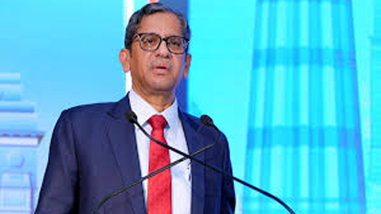 CJI NV Ramana : రిటైర్డ్ సీజేఐ ఎన్.వి.రమణ సంచలన వ్యాఖ్యలు CJI NV Ramana : రిటైర్డ్ సీజేఐ ఎన్.వి.రమణ సంచలన వ్యాఖ్యలు