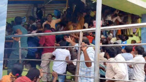 ఆలయ భద్రతా లోపాలు బహిర్గతం.. కాశీబుగ్గ తొక్కిసలాటపై విచారణకు ఆదేశాలు