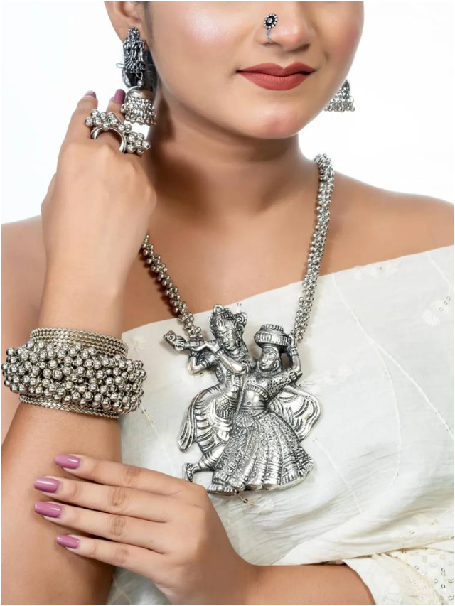 Silver | ఇక వెండే బంగారం.. ఇప్పుడు కొంటే 2026లో ధనవంతులు అవ్వడం ఖాయమే!