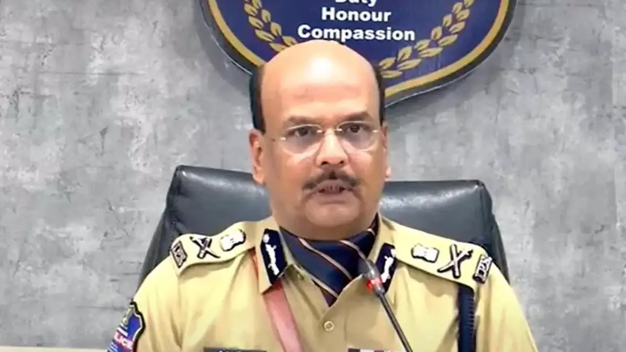 DGP Shivadhar Reddy : సివిల్ వివాదాల్లో తలదూర్చ‌కండి