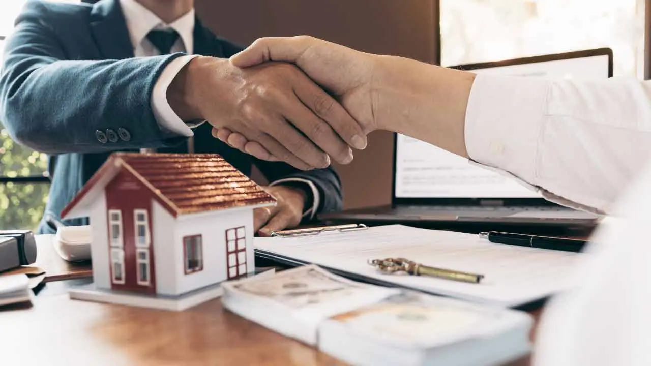 Real Estate | బ్రోక‌ర్ స‌హాయం లేకుండానే సొంతింటి క‌ల సాధ్యం..! అదేలాగంటే..?