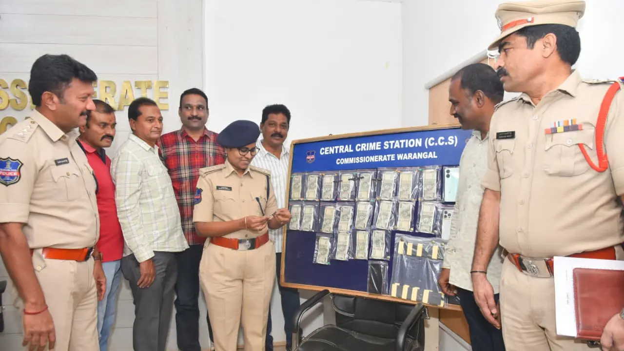 ATM Fraud | వామ్మో.. ఏటీఎం నుంచి ఇలా కూడా డబ్బులు కొట్టేస్తారా?