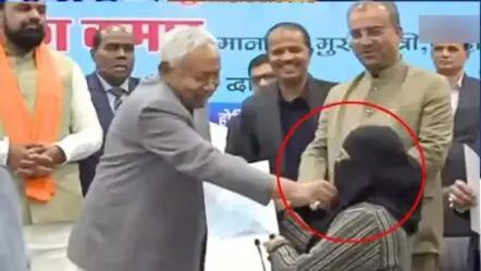 Nitish Kumar| వివాదాస్పదమైన బీహార్ సీఎం నితీష్ కుమార్ చర్య