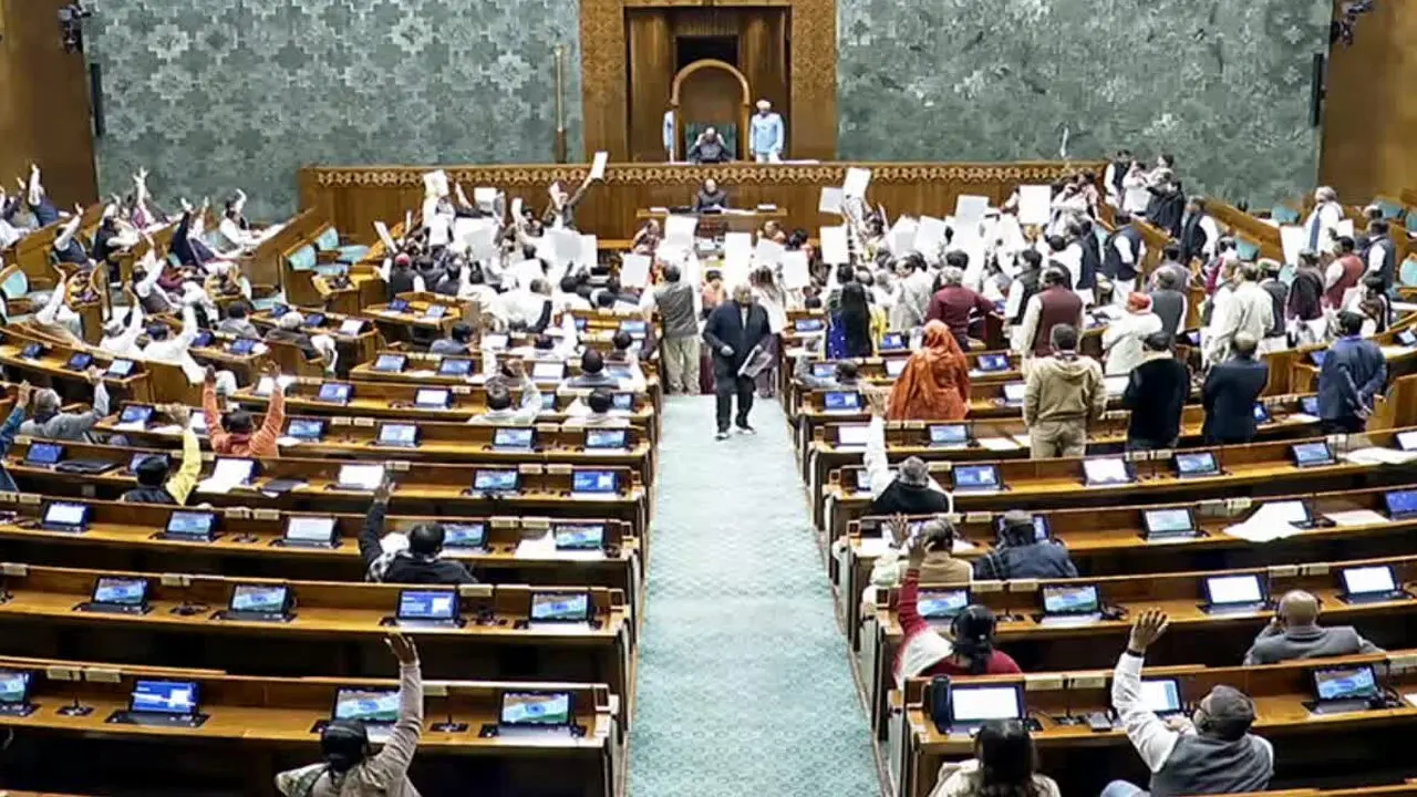 VB-G RAM-G Bill : ‘వీబీ జీ రామ్ జీ’ బిల్లుకు లోక్‌సభ ఆమోదం