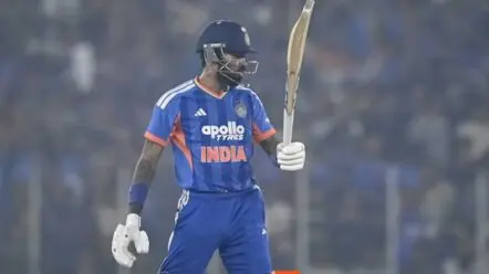 Hardik Pandya| హార్దిక్ పాండ్యా విధ్వంసక శతకం