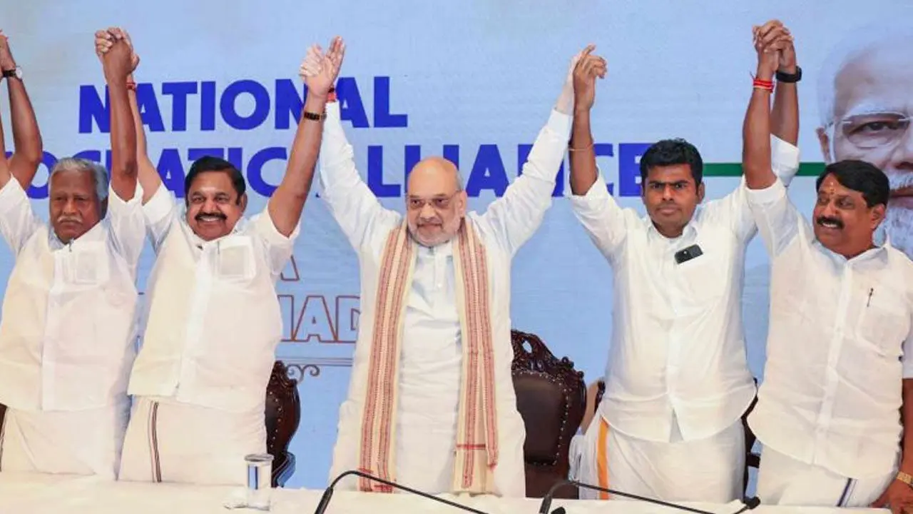 Tamil Nadu NDA Differences  | తమిళనాడులో ఎన్డీఏకు గడ్డు పరిస్థితులు.. అమిత్‌షా, పళనిస్వామి భిన్న ప్రకటనలు