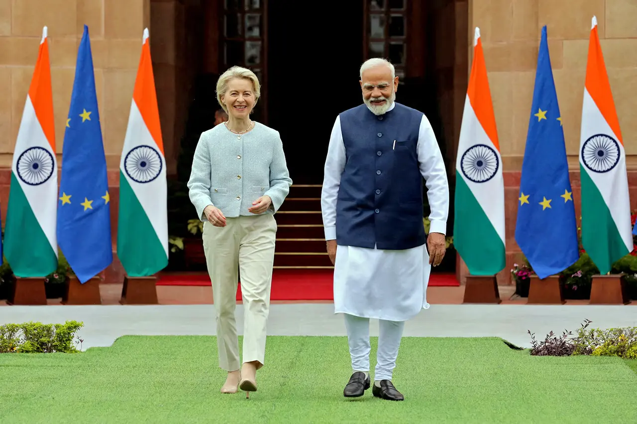 Prime Minister Narendra Modi with European Commission President Ursula von der Leyen during India–EU FTA summit in New Delhi