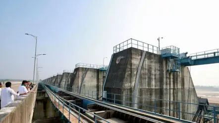 Medigadda Barrage : మేడిగడ్డ బరాజ్‌కు కేంద్రం రెడ్‌ అలర్ట్