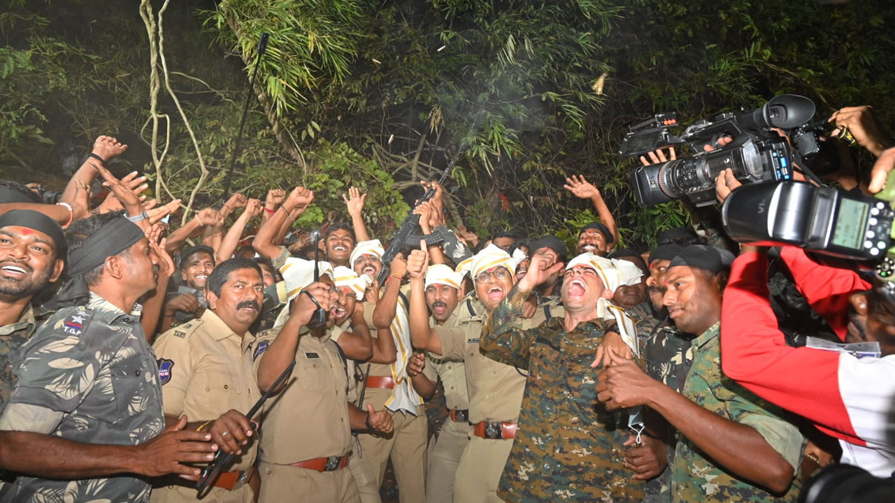 sammakka-arrival-medaram-jatara-grand-moment
