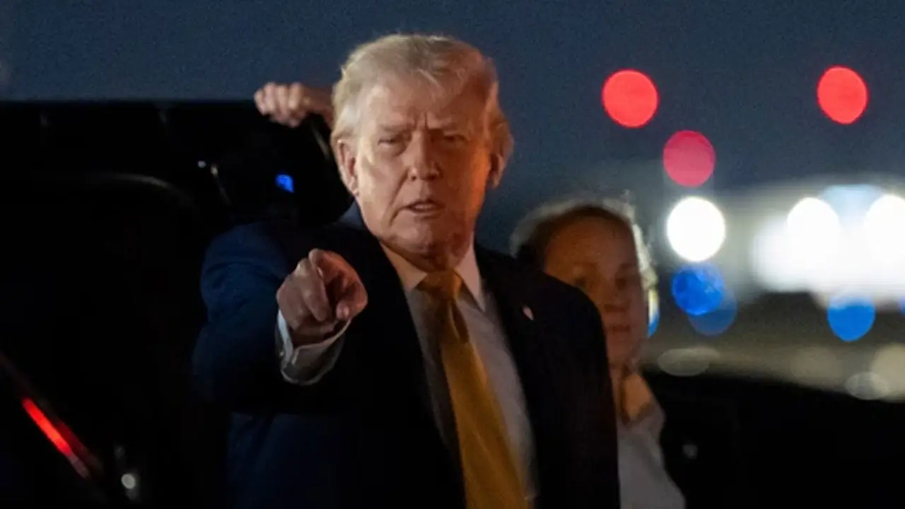 Trump Warning to Cuba | క్యూబాకు ట్రంప్‌ బెదిరింపు.. సమయం మించిపోక ముందే డీల్‌ కుదుర్చుకోవాలని వార్నింగ్‌!