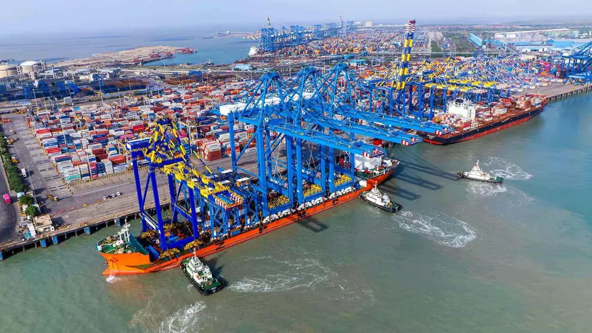 Vadhavan port cargo terminal logistics hub Maharashtra