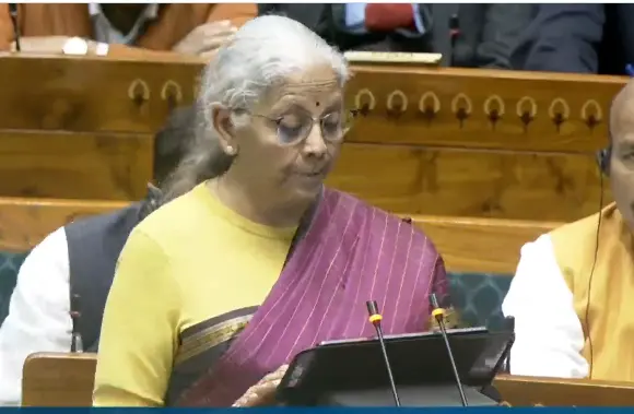 Union Budget 2026-27| లోక్ సభలో కేంద్ర వార్షిక బడ్జెట్‌ ను ప్రవేశపెట్టిన నిర్మల సీతారామన్