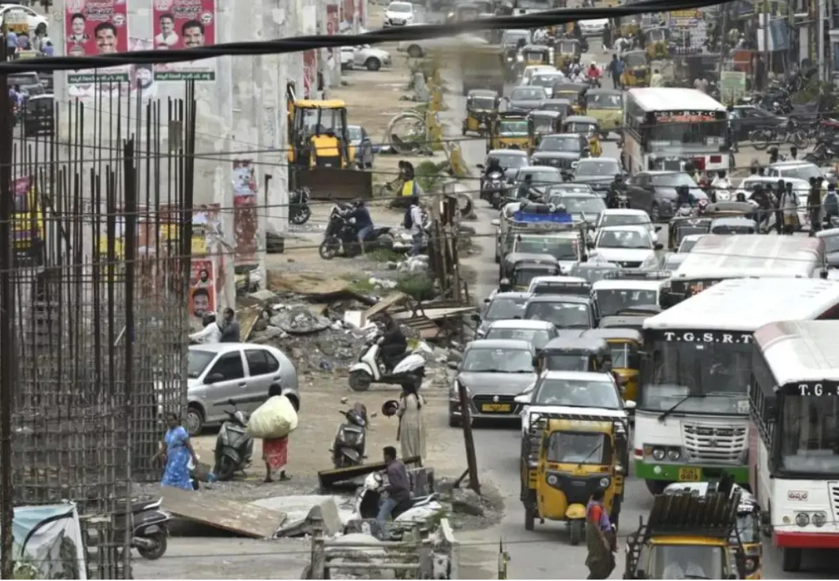Uppal Warangal highway traffic diversion| ఉప్పల్ – వరంగల్ హైవేపై 26వరకు ట్రాఫిక్ మళ్లింపు !