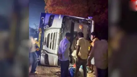 Road Accident | గ‌ద్వాల జిల్లాలో ఘోర బ‌స్సు ప్ర‌మాదం.. 20 మంది ప్ర‌యాణికుల‌కు తీవ్ర గాయాలు