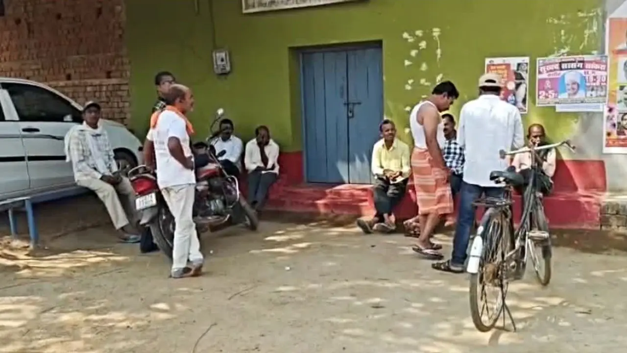 No More Gossip | ఆ గ్రామంలో పుకార్ల‌కు తావులేదు.. అలా చేస్తే రూ.5వేలు ఫైన్‌