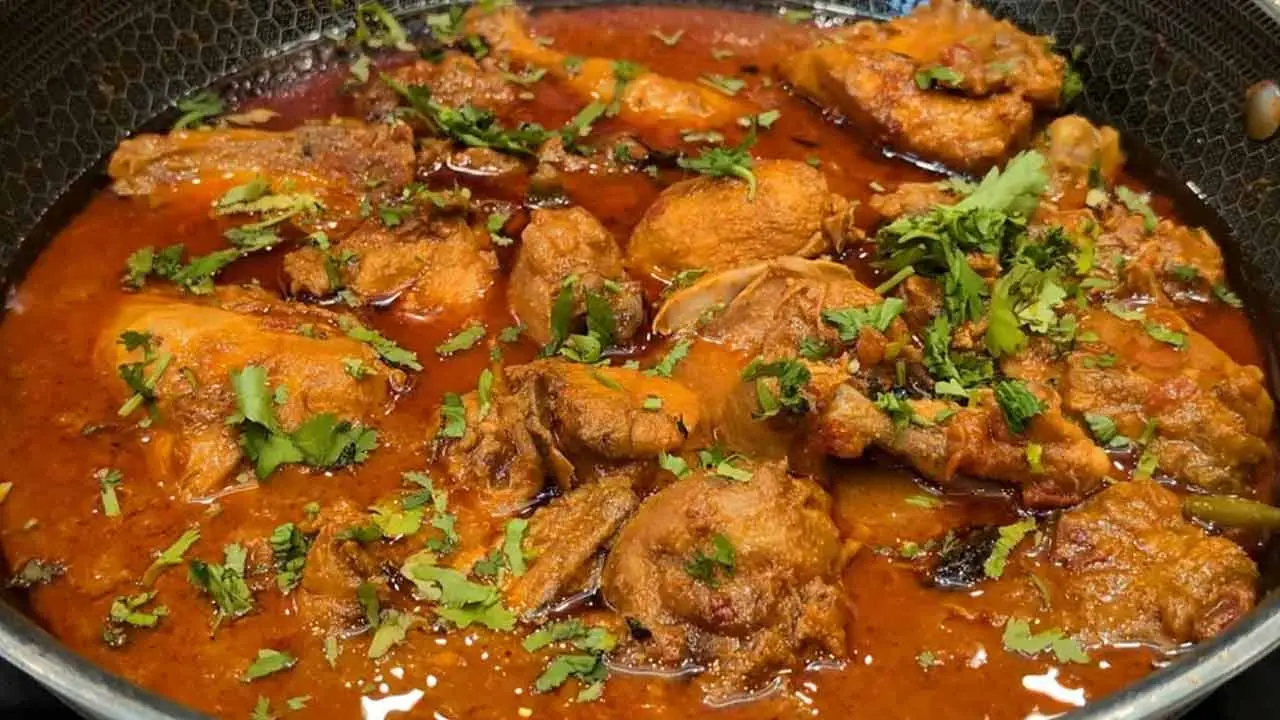 Chicken Curry | శివ‌రాత్రి తెచ్చిన తంటా.. కోడి కూర వండ‌లేద‌ని ఉరేసుకున్న భ‌ర్త