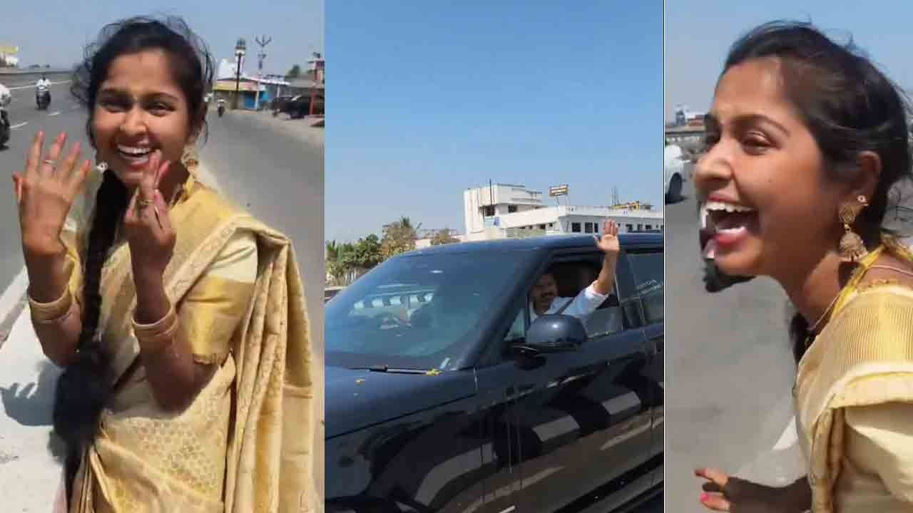 TVK Vijay Fan Girl Moment