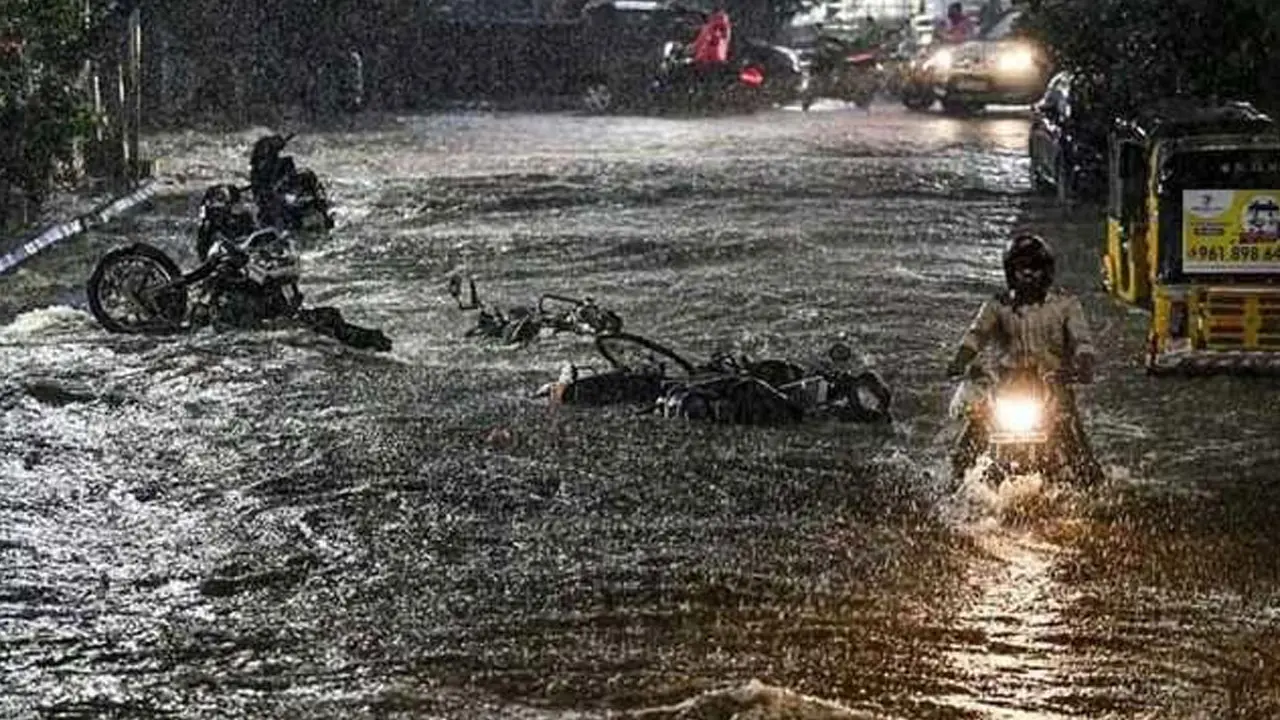 Heavy Rains Alert | రేప‌ట్నుంచి తెలంగాణ‌కు భారీ వ‌ర్ష సూచ‌న‌