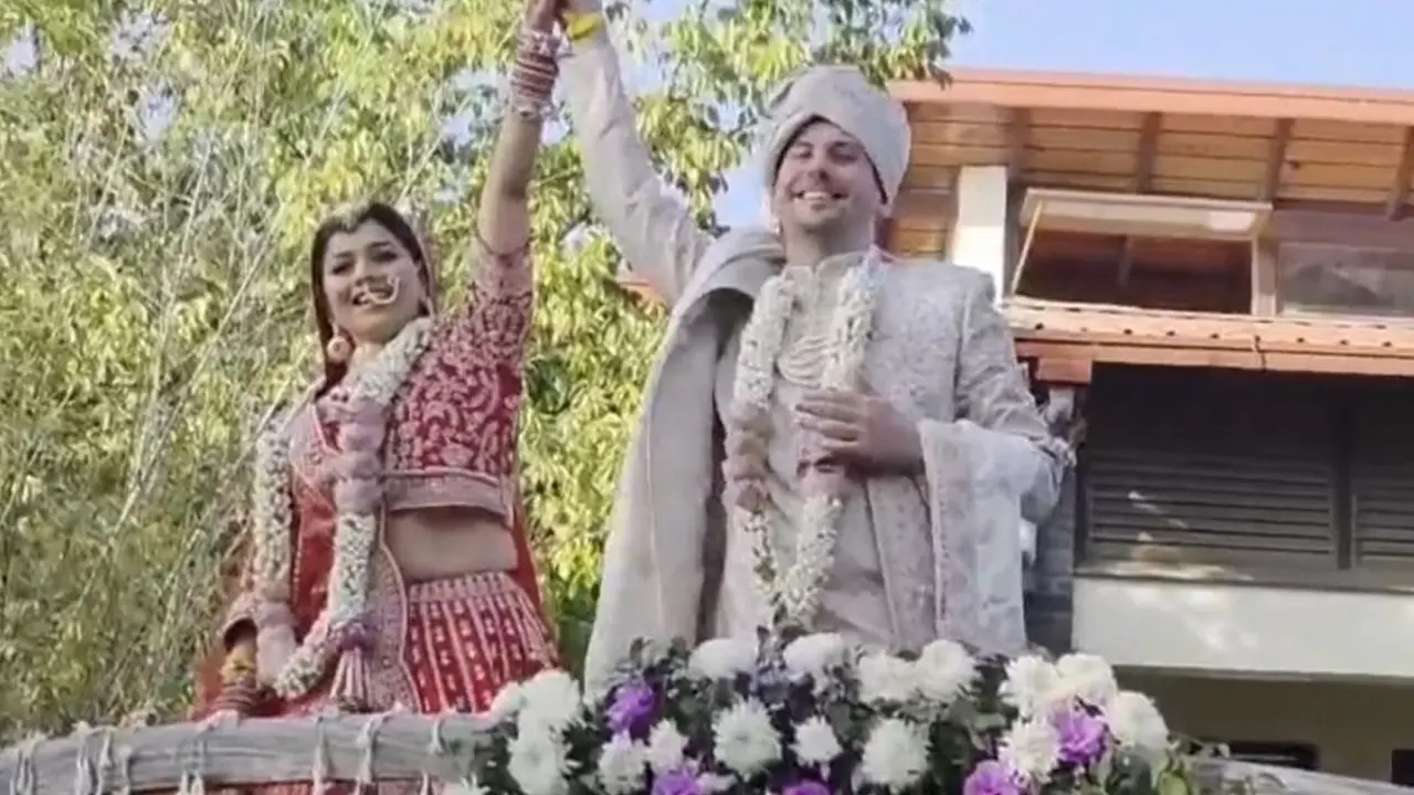 Wedding | ఖండాలు దాటిన ప్రేమ‌.. ఒక్క‌టైన ఫ్రాన్స్ అబ్బాయి, అల్మోరా అమ్మాయి.. గ్రాండ్ వెడ్డింగ్‌