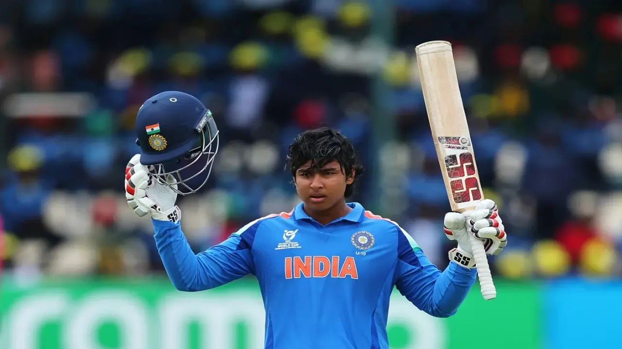 U19 World Cup Final : అండర్ 19 ప్రపంచ కప్ లో ఇంగ్లాండ్ టార్గెట్ 412