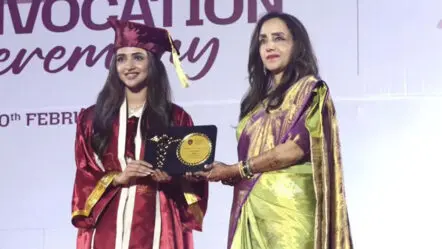 Sreeleela | బ్యూటీ విత్ బ్రెయిన్ .. ఎంబీబీఎస్ పూర్తి చేసి అధికారికంగా డాక్టర్‌గా మారిన క్రేజీ హీరోయిన్