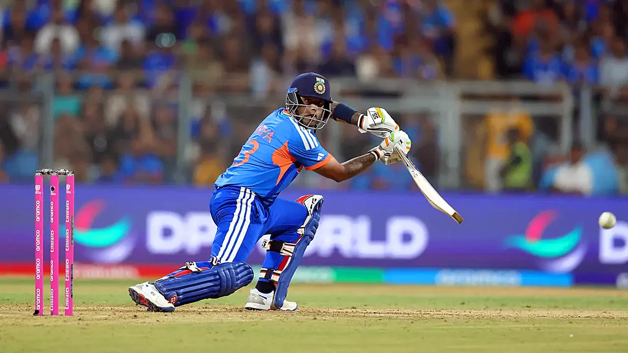 ఒత్తిడిలోనూ వెనకడుగు వేయని సూర్య… అమెరికా బౌలింగ్‌ను ధీటుగా ఎదుర్కొంటూ కీలక ఇన్నింగ్స్.