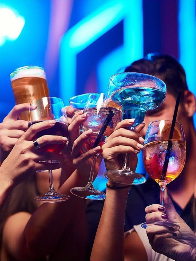 మందు తాగేటప్పుడు కూల్ డ్రింక్‌ కలిపి తాగుతున్నారా?.. అయితే ఈ వ్యాధి వచ్చే ఉంటుంది!