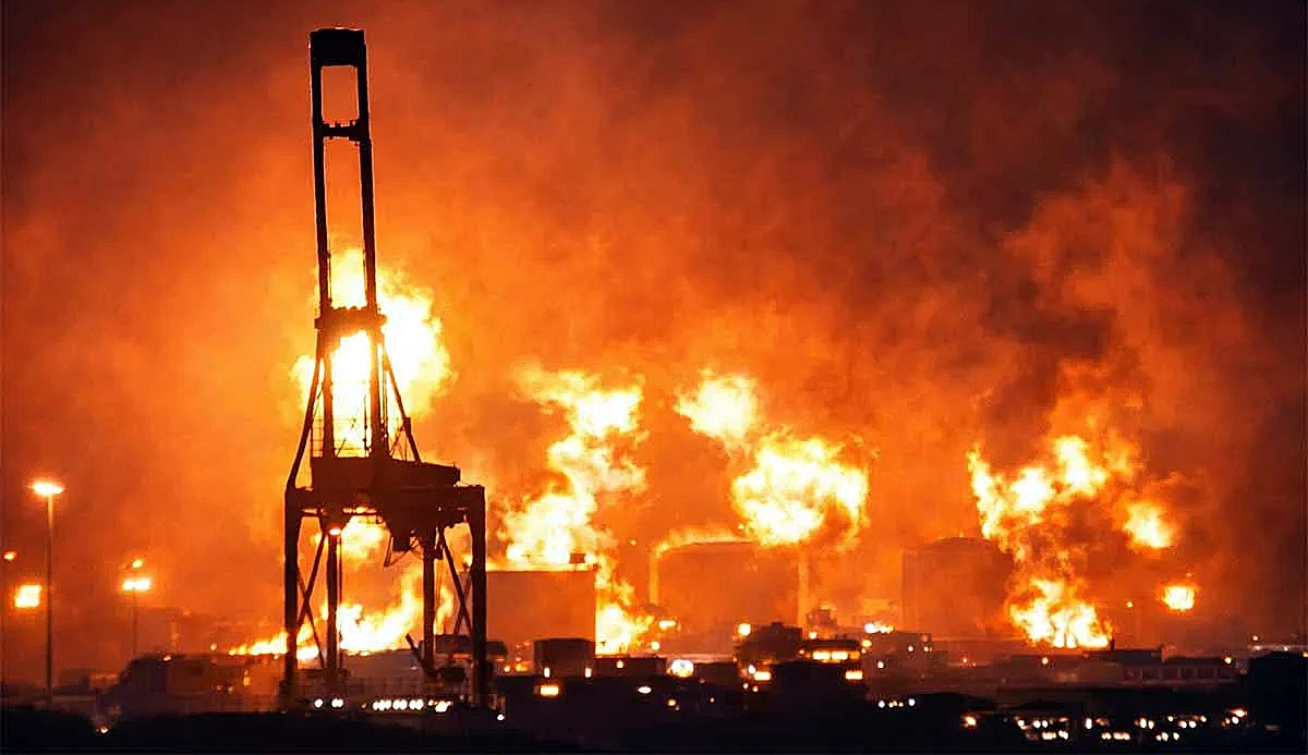 భారీ అగ్నిప్రమాదంతో మంటల్లో చిక్కుకున్న రస్ లఫాన్ గ్యాస్ ప్లాంట్