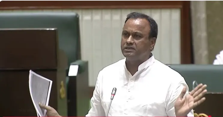 Komatireddy Rajagopal Reddy fire| ప్రజల కోసం ప్రశ్నించకపోతే పదవిలో ఉండటానికి అనర్హుడిని: రాజగోపాల్ రెడ్డి ఫైర్