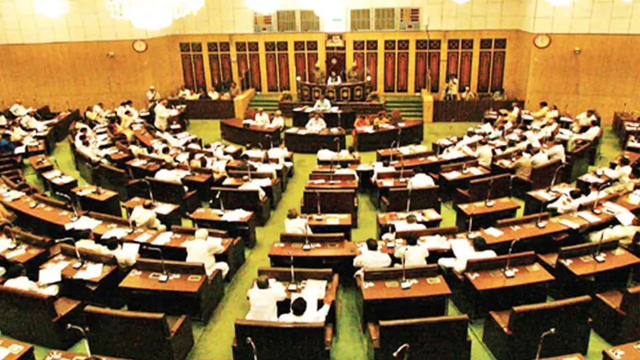 AP Legislative Council : చైర్మన్ పై మతపర వ్యాఖ్యలు..ఏపీ శాసన మండలిలో రచ్చ!