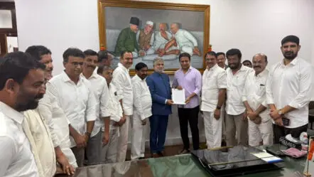 ఆరు గ్యారంటీలపై ప్రైవేట్ బిల్లుకు అనుమతించండి : స్పీకర్ కు బీఆర్ఎస్ ఎమ్మెల్యేల వినతి