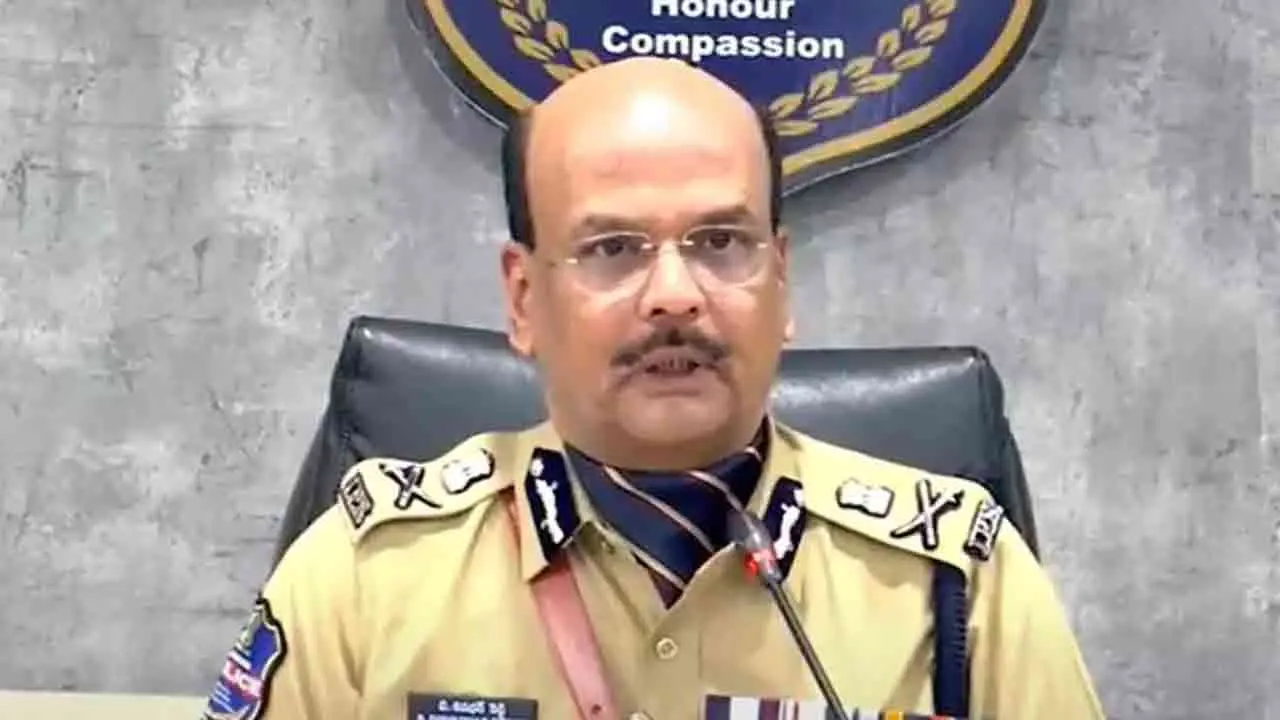Telangana Police | తెలంగాణ పోలీసుల‌కు శుభ‌వార్త‌.. బ‌ర్త్‌డే, మ్యారేజ్ డేకు సెల‌వులు