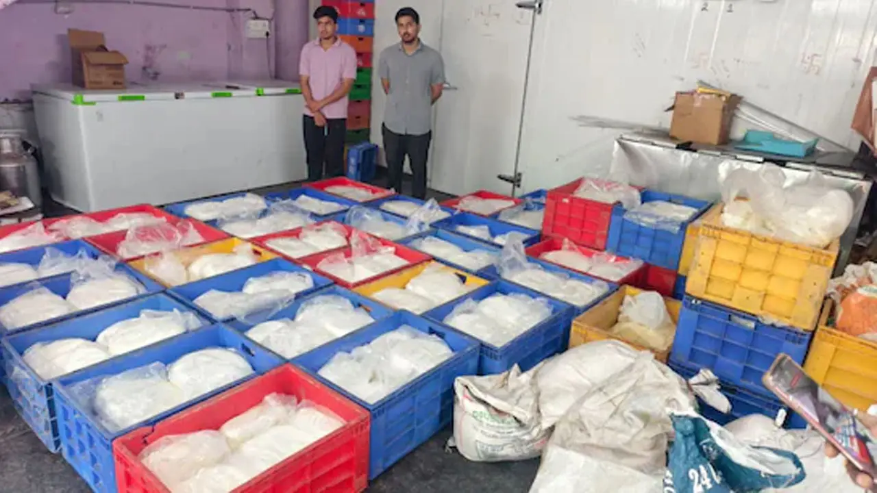 Fake Paneer: హైదరాబాద్‌లో పన్నీరు కొంటున్నారా.. అయితే జాగ్రత్త