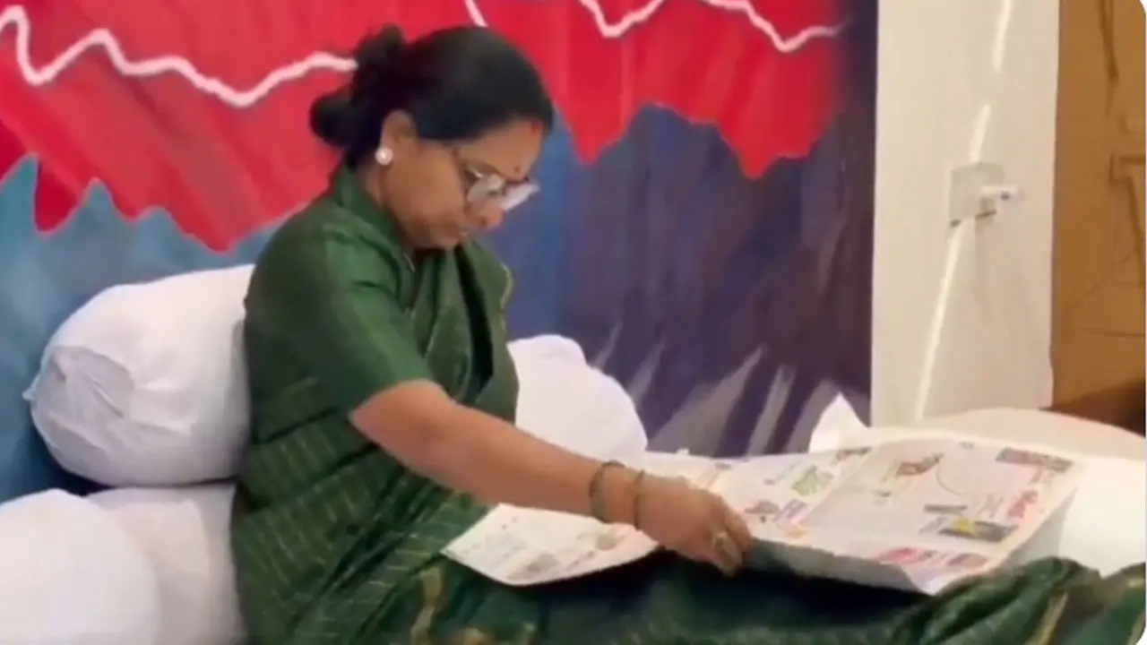 Kavitha Hunger Strike : మూడవ రోజుకు చేరుకున్న కవిత నిరహార దీక్ష