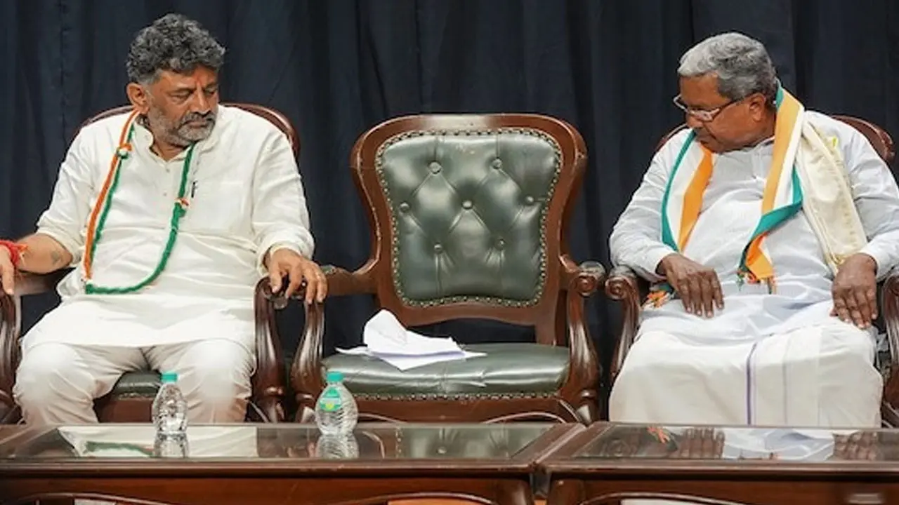 Karnataka Phone Tapping Allegations : కర్ణాటక సీఎం సిద్దరామయ్యపై ఫోన్ ట్యాపింగ్ ఆరోపణలు!
